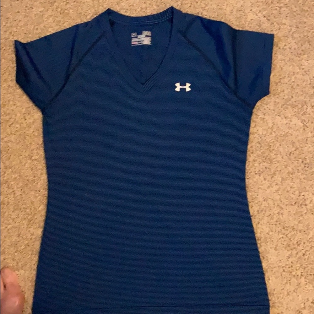 Under Armor dry fit t-shirt